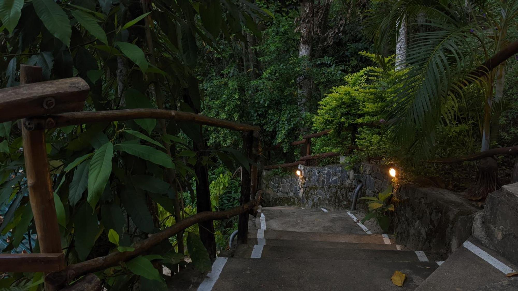 Arana Sri Lanka Eco Lodge And Yoga Center Ella Exterior photo